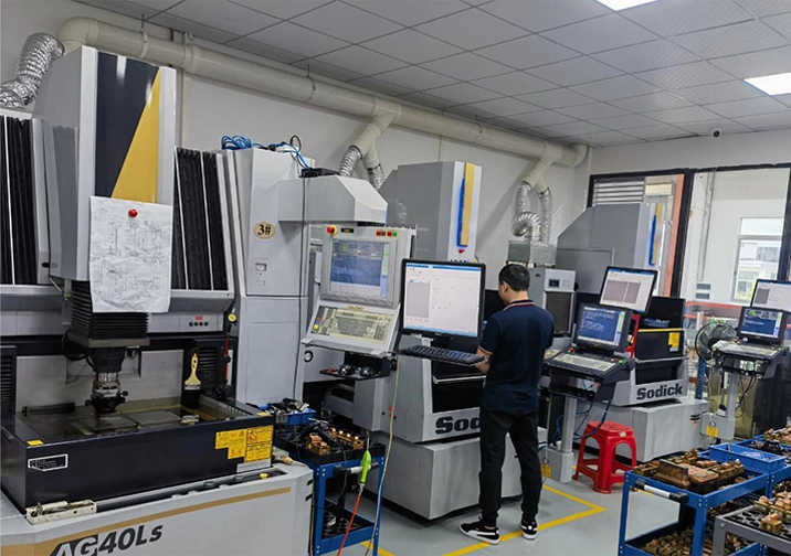 EDM & Slow Wire Cutting Machine